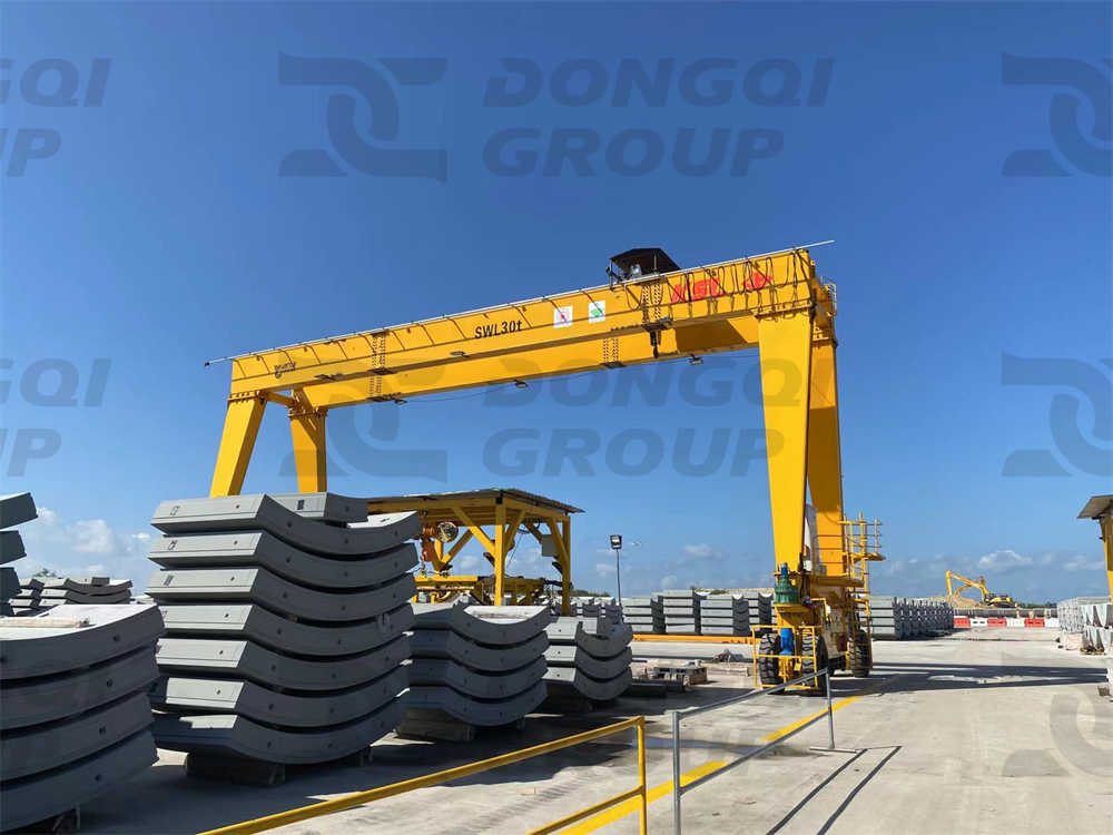 30 ton RTG crane handling construction materials