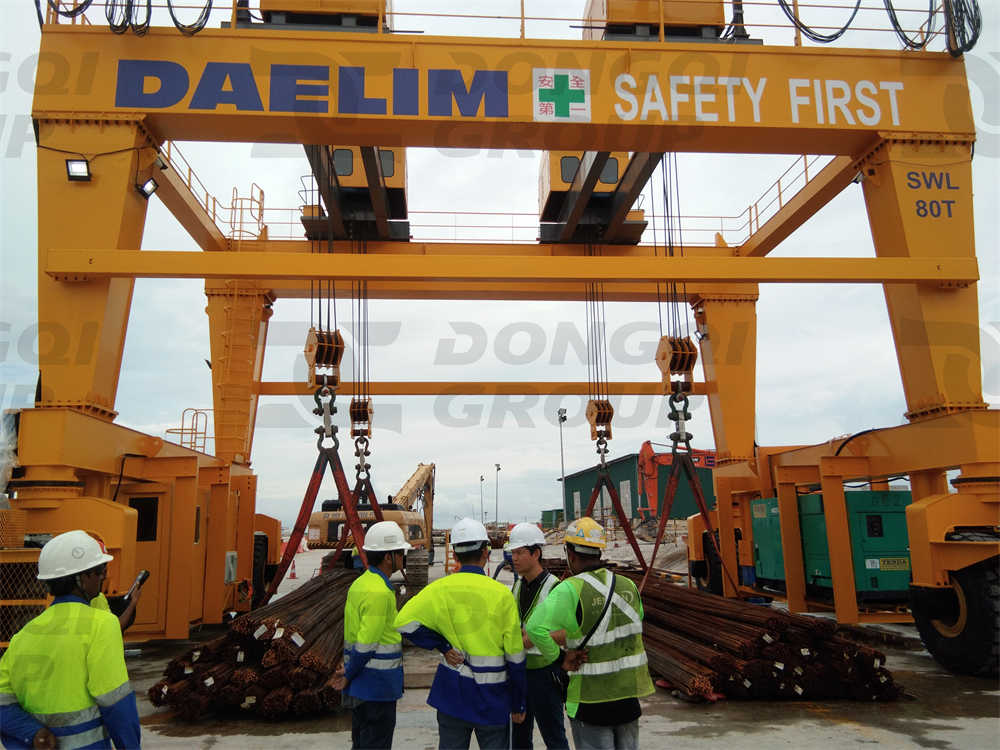 RTG crane in Car manufacturing plant