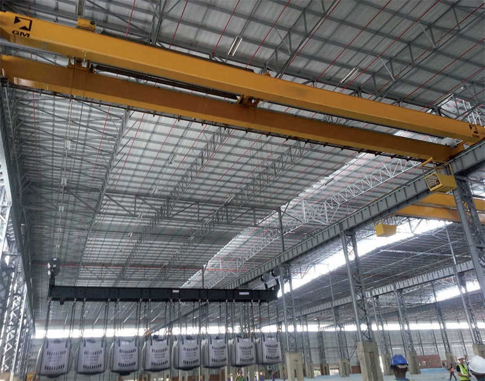 Bridge crane in sugar warehouse