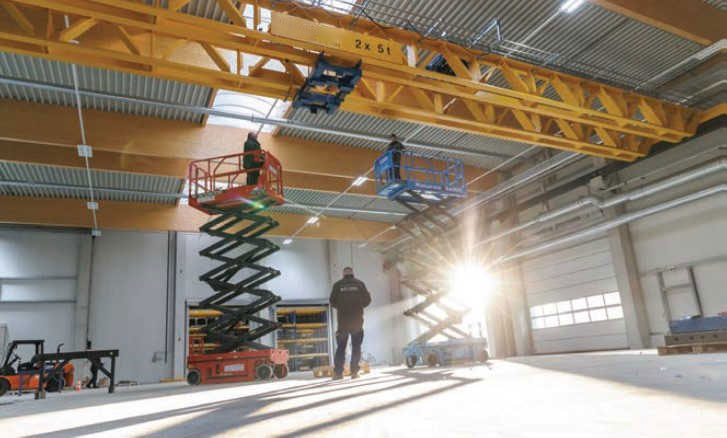 V-beam bridge crane