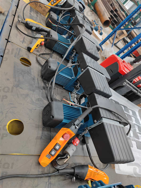 European chain hoist