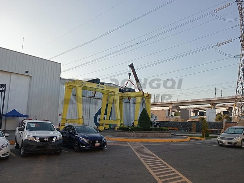 A 30-ton RTG crane is assembled at a factory in Mexico