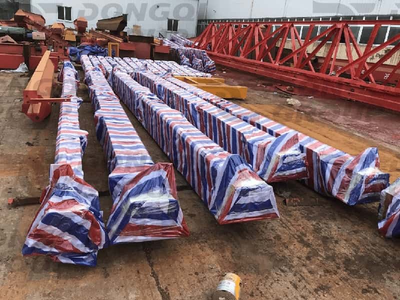 Use waterproof cloth packaging